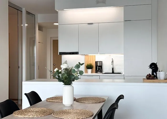 Luxury With The Location In Apartment